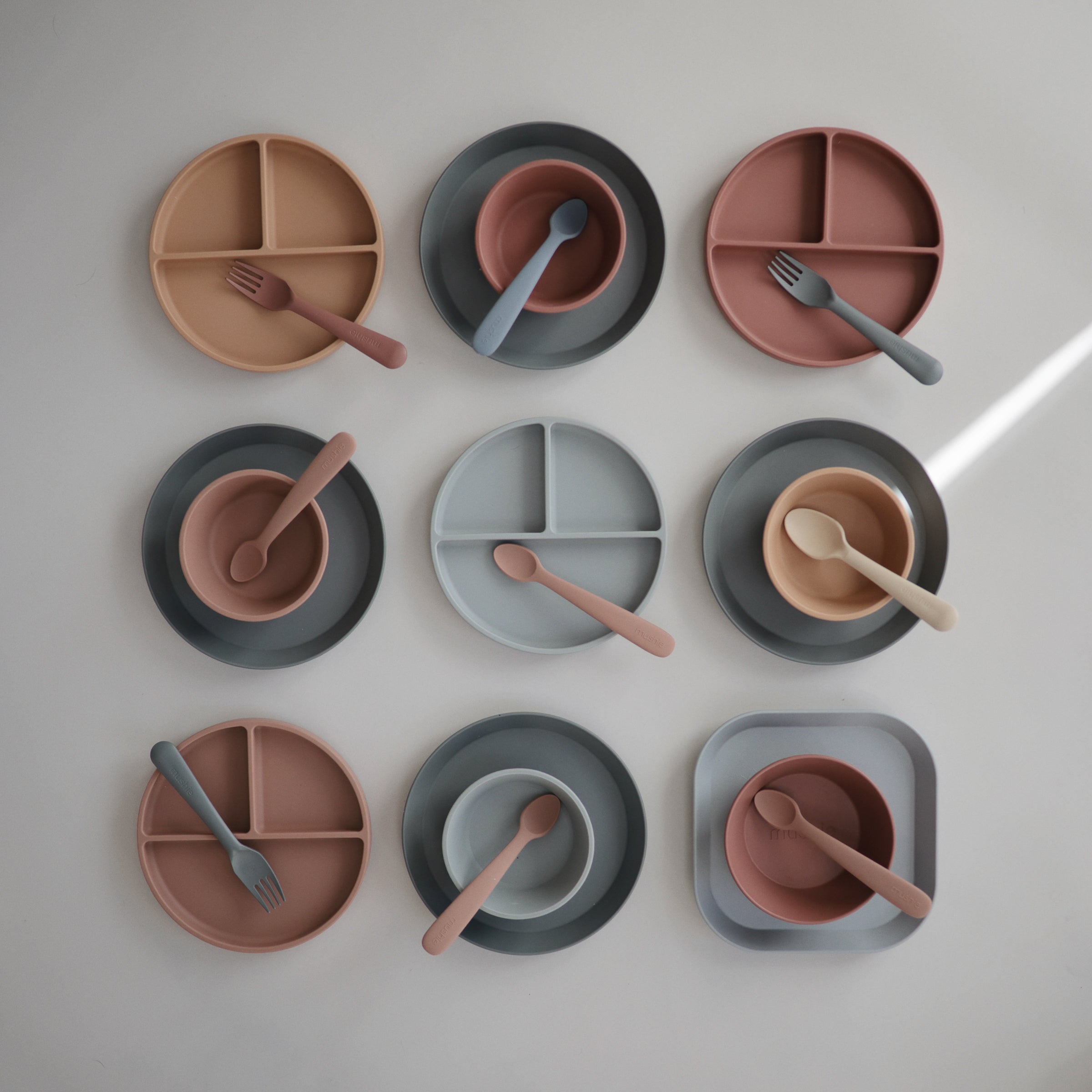 Image of Square Dinnerware Plates, Set of 2